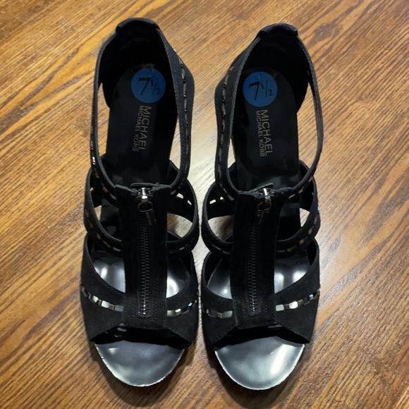 Michael Kors black heels - Picture 6 of 12